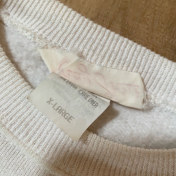 Fancy That 1990s Vintage White Graphic Sweatshirt, colorful Accents – Size XL - Picture 8 of 12
